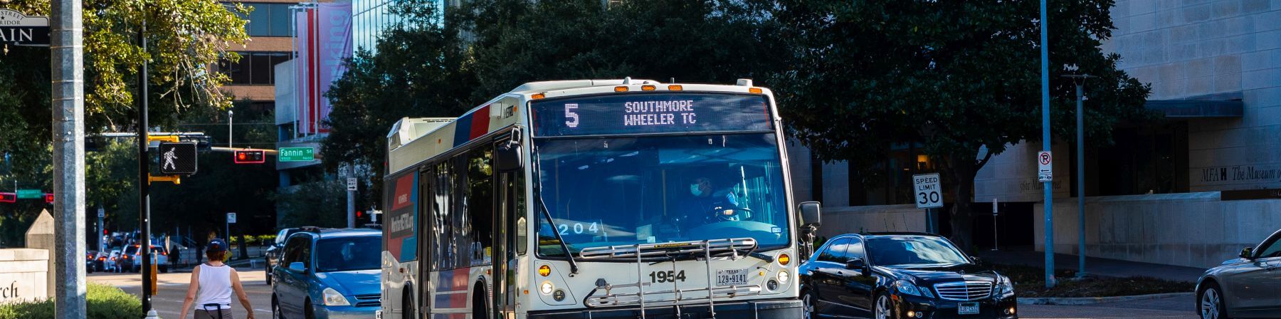 5 Southmore bus