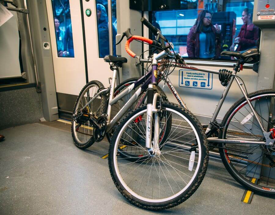 Accessing METRO by Bike | Public Transit and Transportation