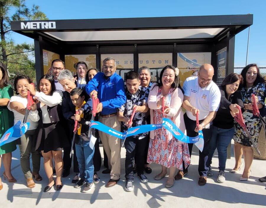 Sam Houston Math, Science and Technology Center High School students, teachers and faculty joined METRO and Avenue CDC to cut the ribbon on the Authority's newest student-designed bus shelter.