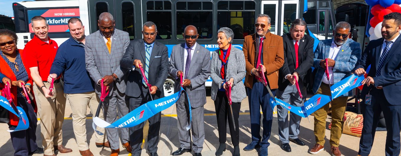 METRO and local officials cut the ribbon on new autonomous shuttle.