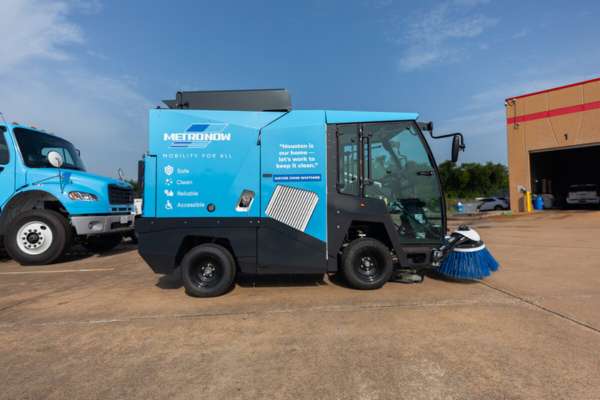 The Street Sweeper Program covers the entire METRO service area, delivering nearly 1,300 miles of sweeping to maintain some of the region’s busiest transit corridors.