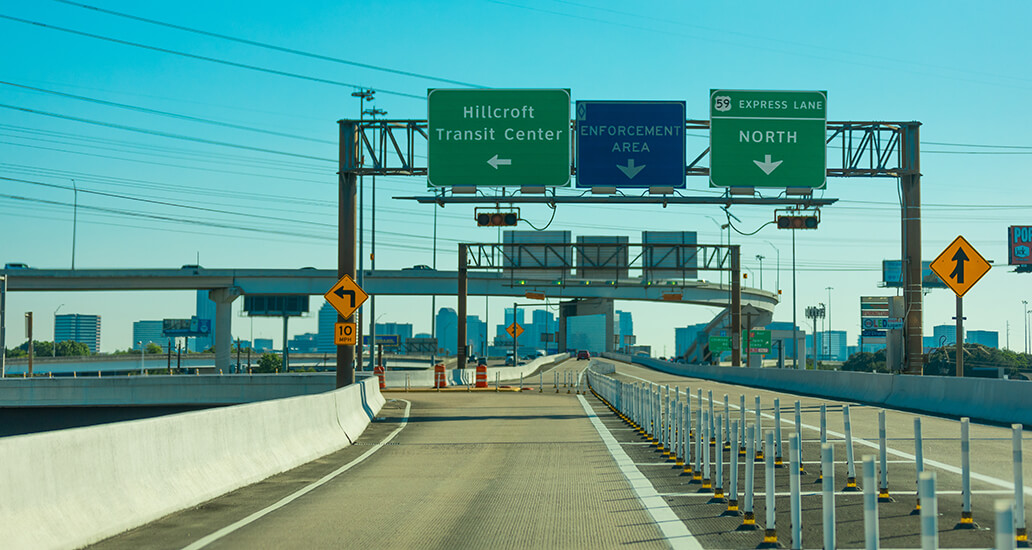 US Highway 59 Express Lane exit sign to Hillcroft Transit Center