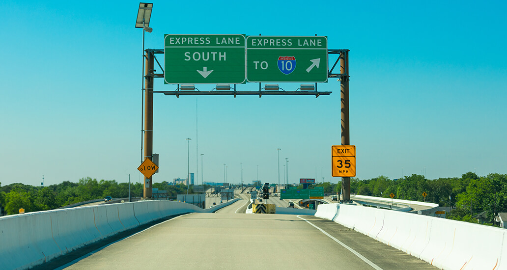 59 North Freeway express lane exit towards Interstate 10.