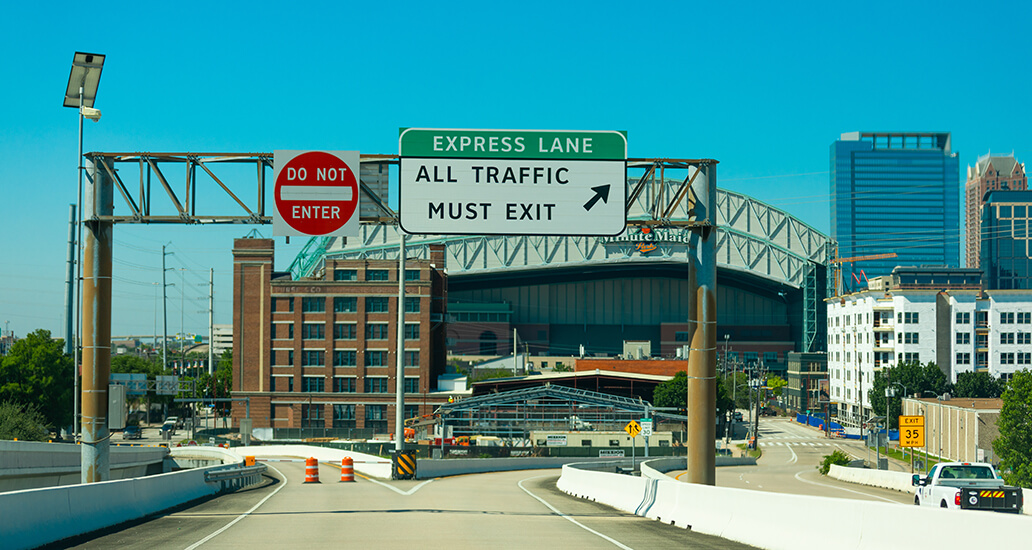 59 North Freeway express lane exit towards Downtown.