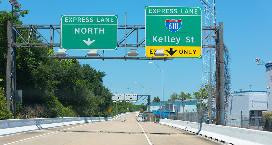 US 59 North HOV/HOT lane exit to I-610 via Kelley Street.