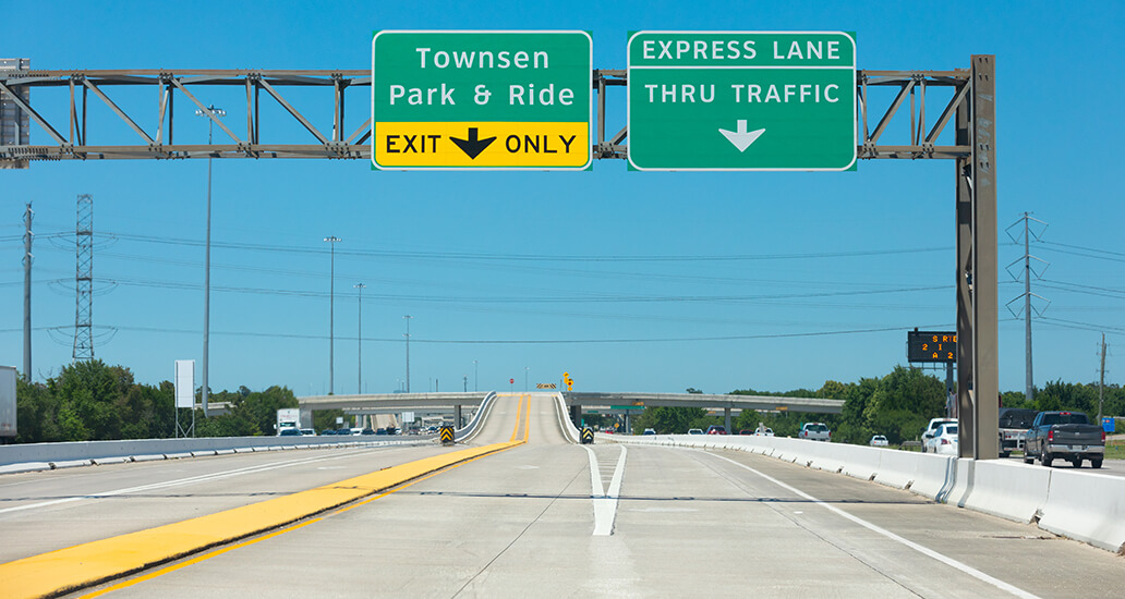 59 North Freeway express lane exit towards the Townsen Park & Ride.