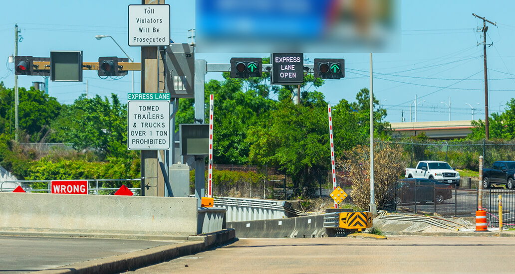 I-45 North outbound entrance to the express lanes from Louisiana Street.