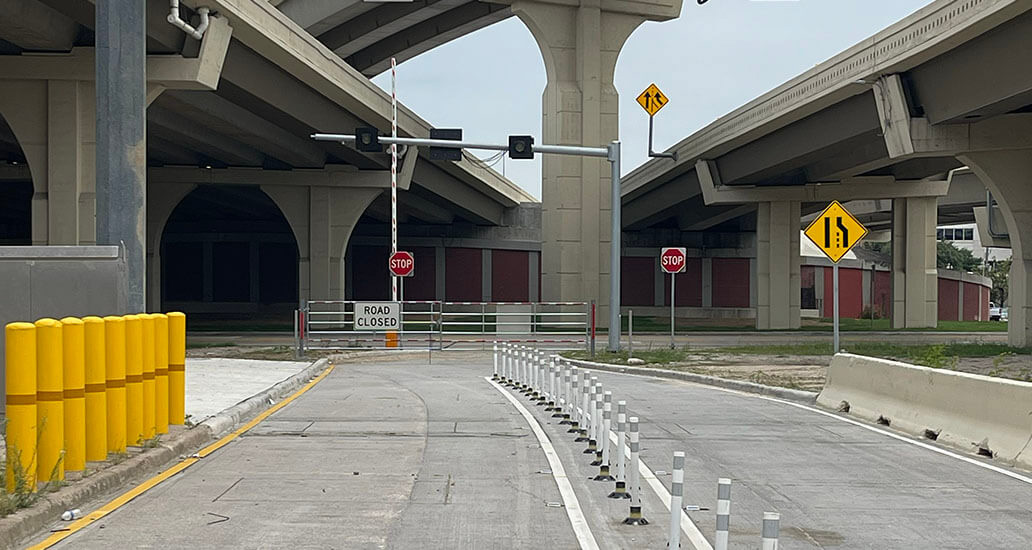The exit lane from the US 59 South express lane towards Westpark Drive,